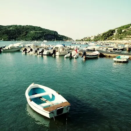 Claudia Villa Porto Venere